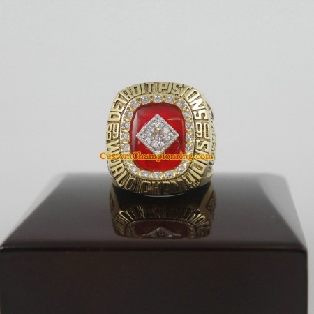 1990 Detroit Pistons Basketball World Championship Ring