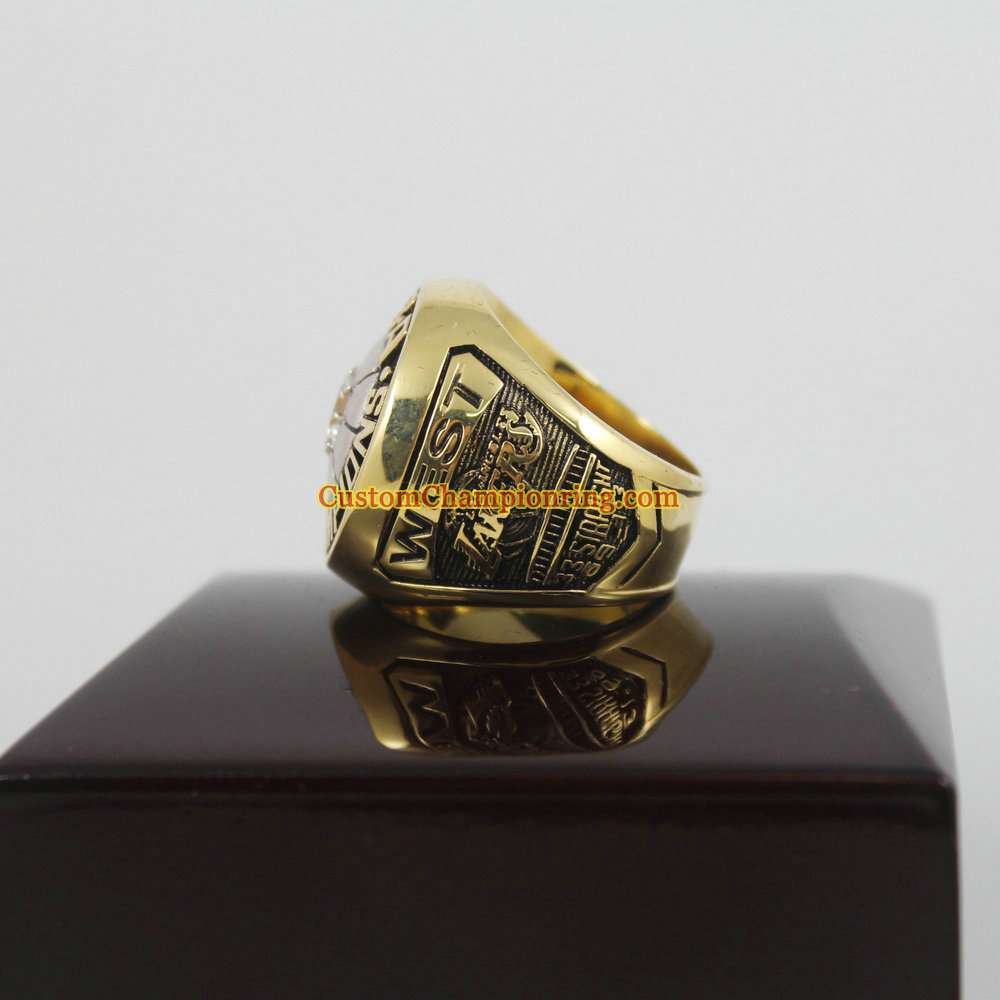 1972 Los Angeles Lakers Basketball World Championship Ring