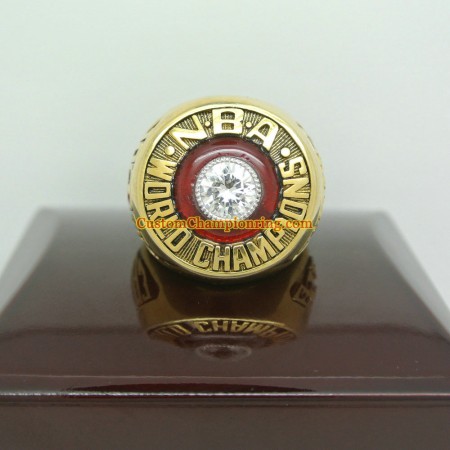 1983 Philadelphia 76ers Basketball World Championship Ring