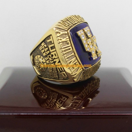 1998 Kentucky Wildcats Basketball National Championship Ring