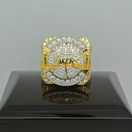 2010 Los Angeles Lakers Basketball World Championship Ring