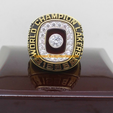 1988 Los Angeles Lakers Basketball World Championship Ring