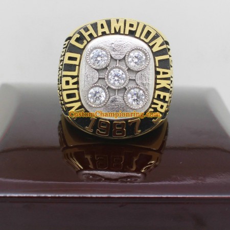 1987 Los Angeles Lakers Basketball World Championship Ring