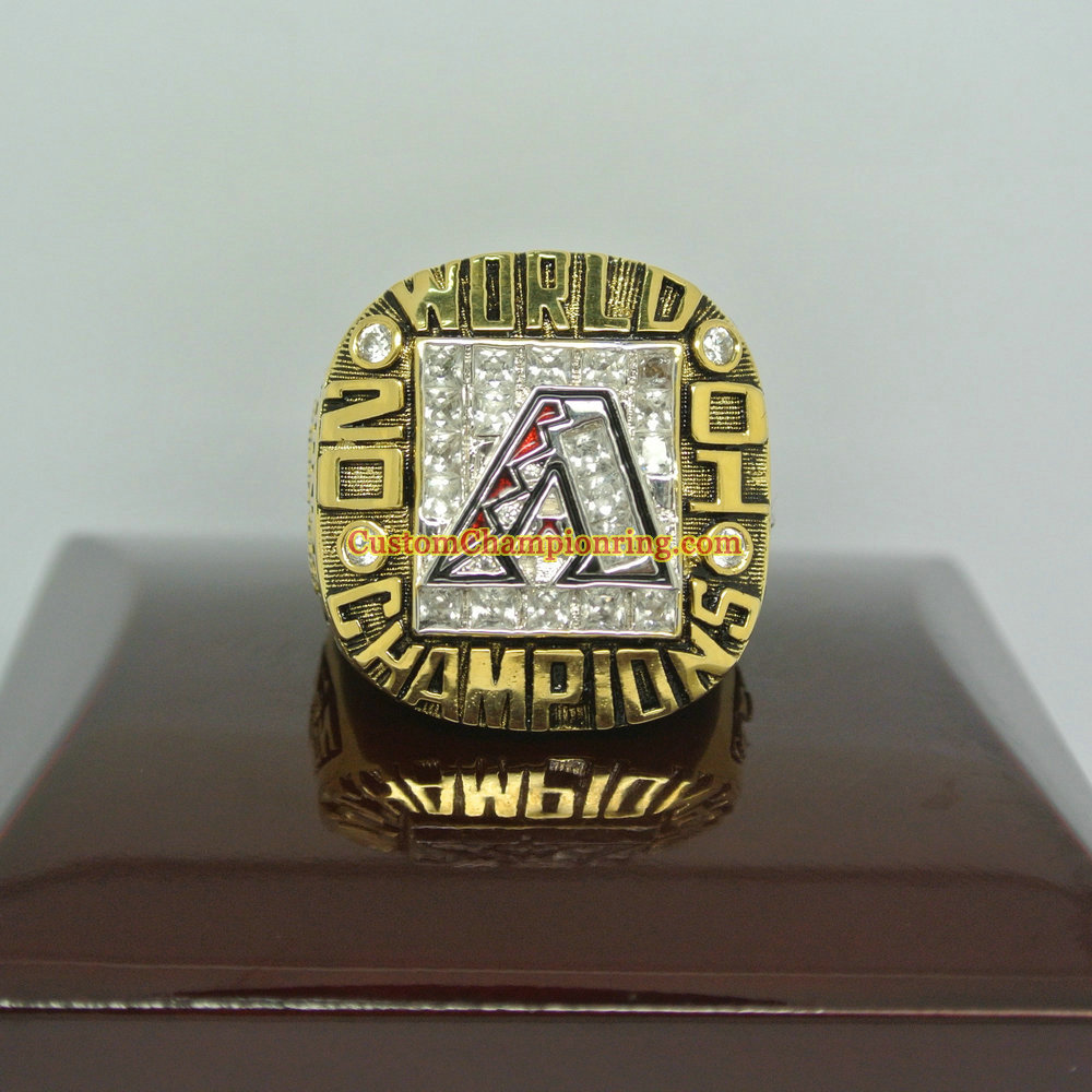 2001 Arizona diamondbacks World series championship ring by  championshipringclub - Issuu